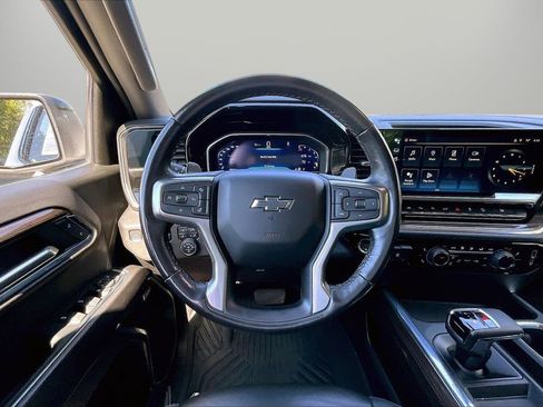 Used 2023 Chevrolet Silverado 1500 RST w/ Convenience Package II AWD/4WD image 11