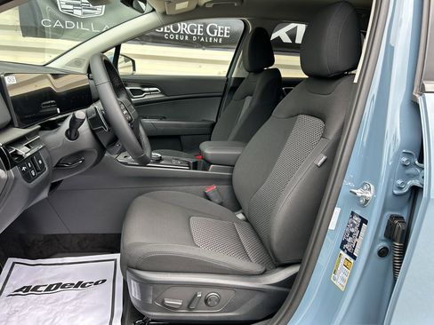 New 2026 Kia Sportage S image 10