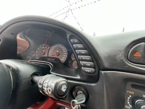 Used 1998 Chevrolet Corvette Convertible w/ Performance Handling Pkg image 29