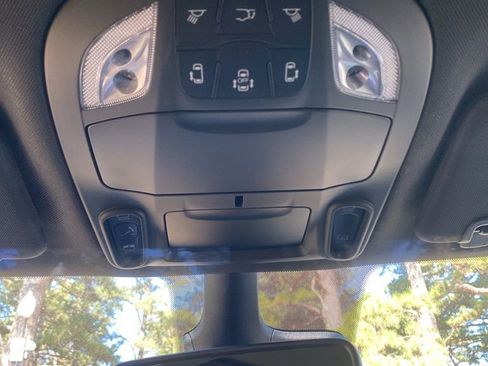 New 2026 Chrysler Pacifica Limited w/ S Appearance Package image 41