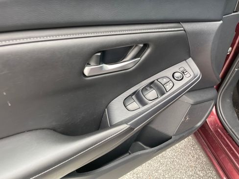 Used 2024 Nissan Sentra SV image 12