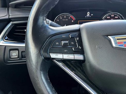 Used 2021 Cadillac XT6 Premium Luxury image 45