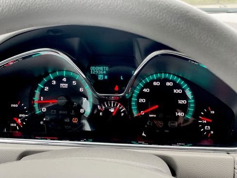 Used 2016 Chevrolet Traverse LS image 25