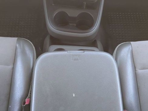 Used 2014 Nissan NV 2500 SV w/ Side & Curtain Airbag Package image 18