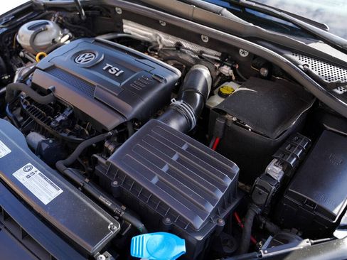 Used 2015 Volkswagen GTI S image 7