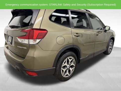 Used 2023 Subaru Forester Premium AWD/4WD image 12