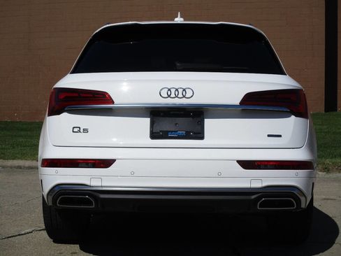 Used 2023 Audi Q5 2.0T Premium Plus w/ Premium Plus Package AWD/4WD image 6
