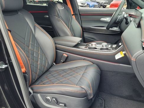 New 2026 Genesis GV70 3.5T Sport Prestige AWD/4WD image 19