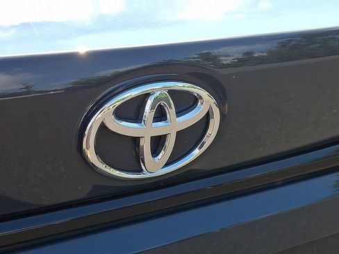 Certified 2024 Toyota Corolla LE FWD image 32