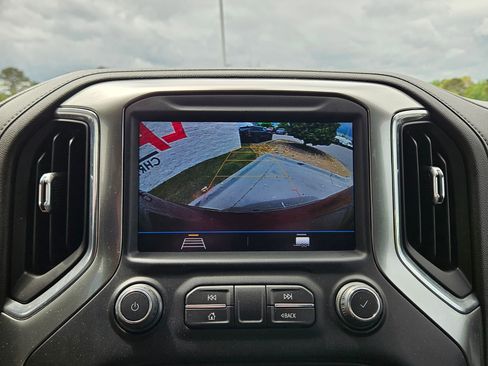 Used 2022 Chevrolet Silverado 1500 LT Trail Boss image 32