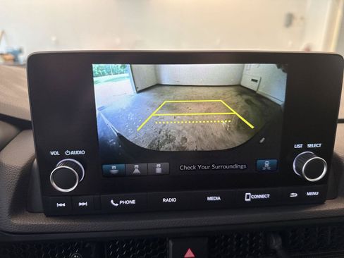Used 2024 Honda CR-V EX image 23
