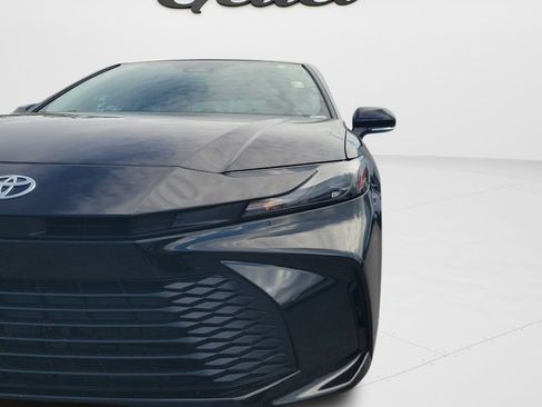 Used 2025 Toyota Camry LE FWD image 25