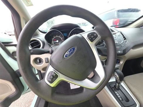 Used 2019 Ford Fiesta SE image 16
