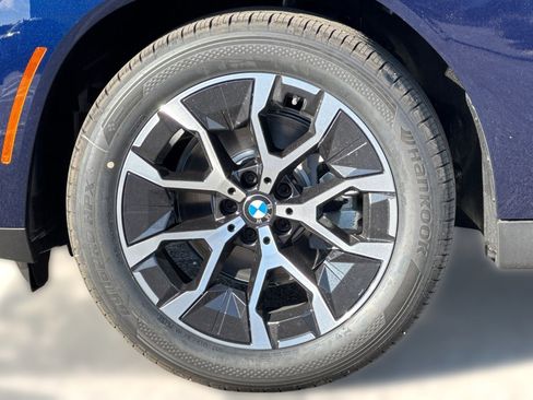 Used 2026 BMW X3 xDrive30 w/ Premium Package image 12