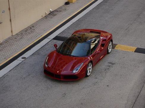 Used 2019 Ferrari 488 GTB RWD image 61
