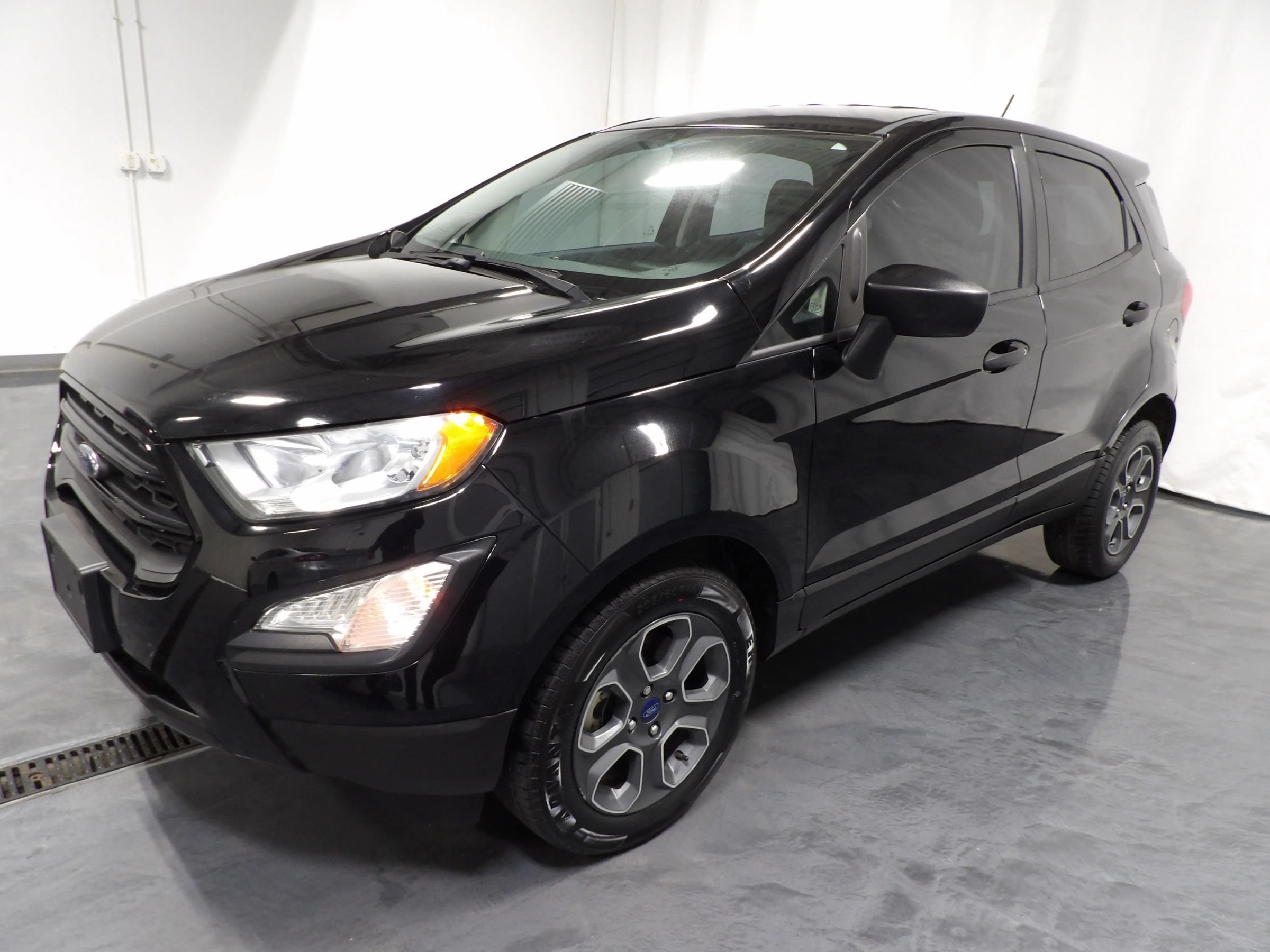 Used 2020 Ford EcoSport S FWD image 3
