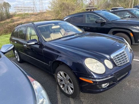 Used 2009 Mercedes-Benz E 350 4MATIC Wagon image 5