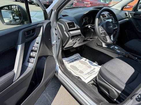 Used 2018 Subaru Forester 2.5i w/ Alloy Wheel Package AWD/4WD image 17
