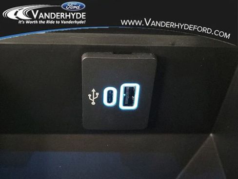 New 2026 Ford F350 Lariat w/ Lariat Premium Package image 33