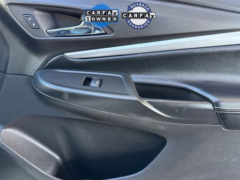 Used 2023 Chevrolet Bolt EUV LT w/ Comfort Package image 25