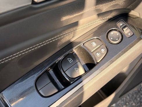 Certified 2020 Nissan Altima 2.5 SV FWD image 22