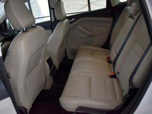 Used 2019 Ford Escape Titanium AWD/4WD image 30