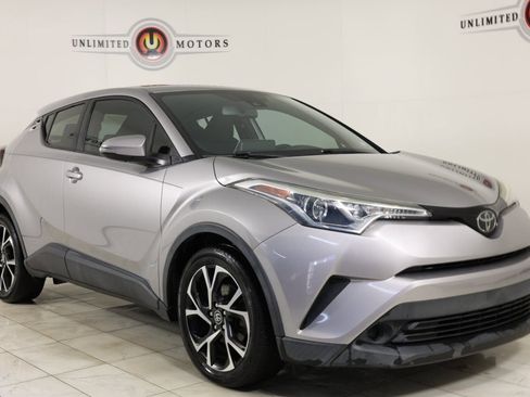 Used 2019 Toyota C-HR XLE image 34