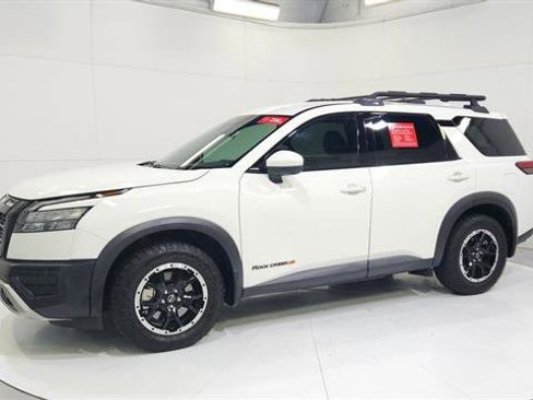 Certified 2023 Nissan Pathfinder Rock Creek AWD/4WD image 3