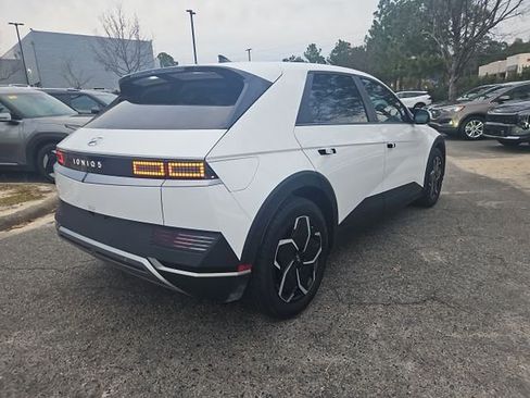Used 2024 Hyundai Ioniq 5 SE image 9