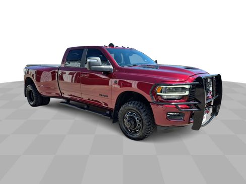 Used 2023 RAM 3500 Laramie w/ Night Edition AWD/4WD image 2