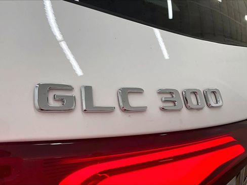 Used 2023 Mercedes-Benz GLC 300 4MATIC image 10