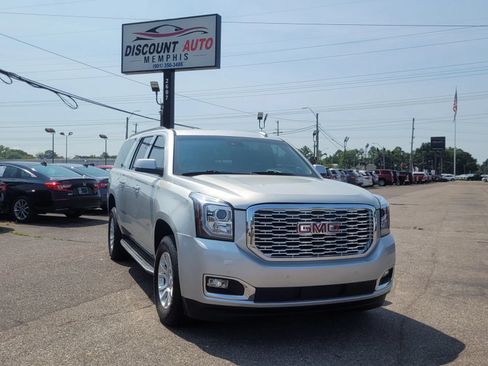 Used 2019 GMC Yukon XL SLT RWD image 4