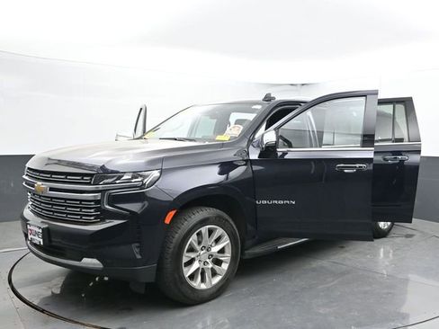 Used 2023 Chevrolet Suburban Premier AWD/4WD image 58