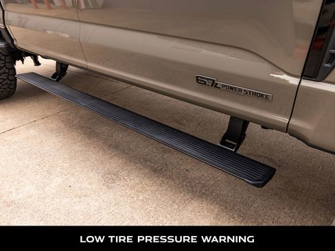 Used 2026 Ford F250 Platinum w/ Platinum Plus Package image 12