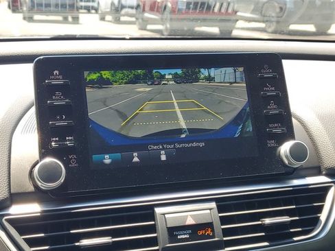 Used 2021 Honda Accord LX image 13