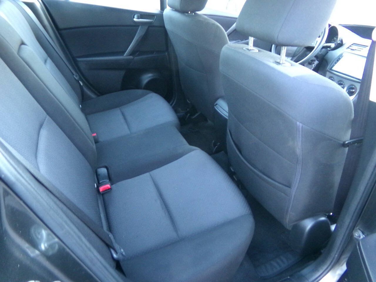 Used 2010 MAZDA MAZDA3 i Touring FWD image 8