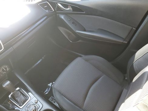 Used 2016 MAZDA MAZDA3 i Sport w/ Preferred Equipment Package image 8