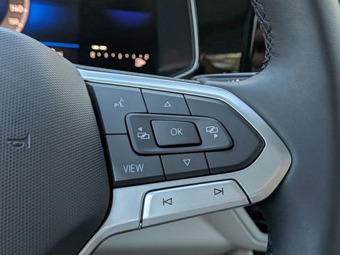 New 2026 Volkswagen Jetta SE FWD image 32