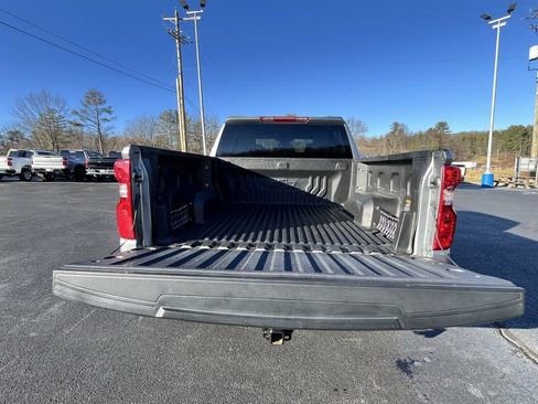 Used 2024 Chevrolet Silverado 1500 LT image 13