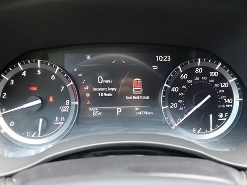 Used 2021 Toyota Highlander XSE FWD image 28