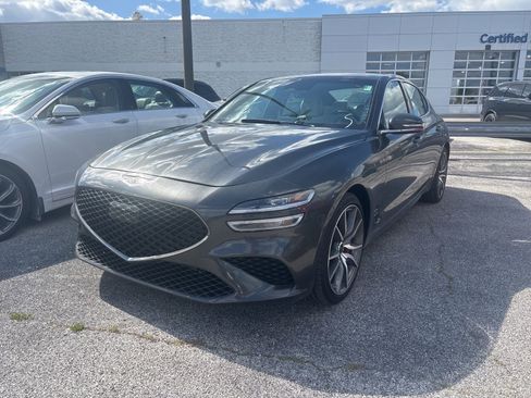 Used 2025 Genesis G70 2.5T image 2