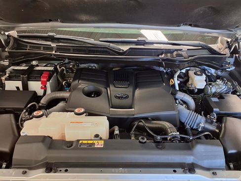 Used 2023 Toyota Tundra SR5 image 31