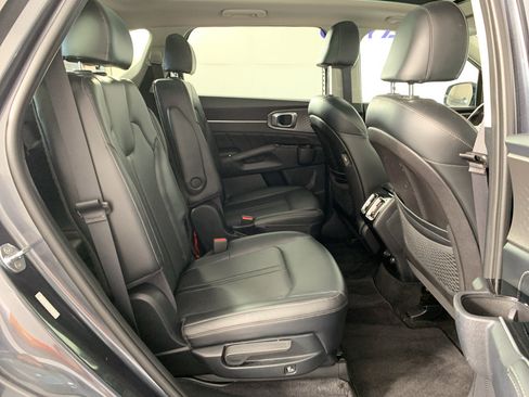 Used 2021 Kia Sorento SX FWD image 39