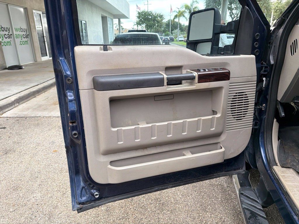 Used 2008 Ford F350 Lariat RWD image 13