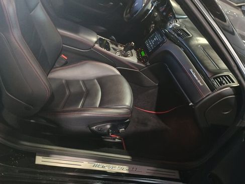 Used 2018 Maserati GranTurismo Sport RWD image 31