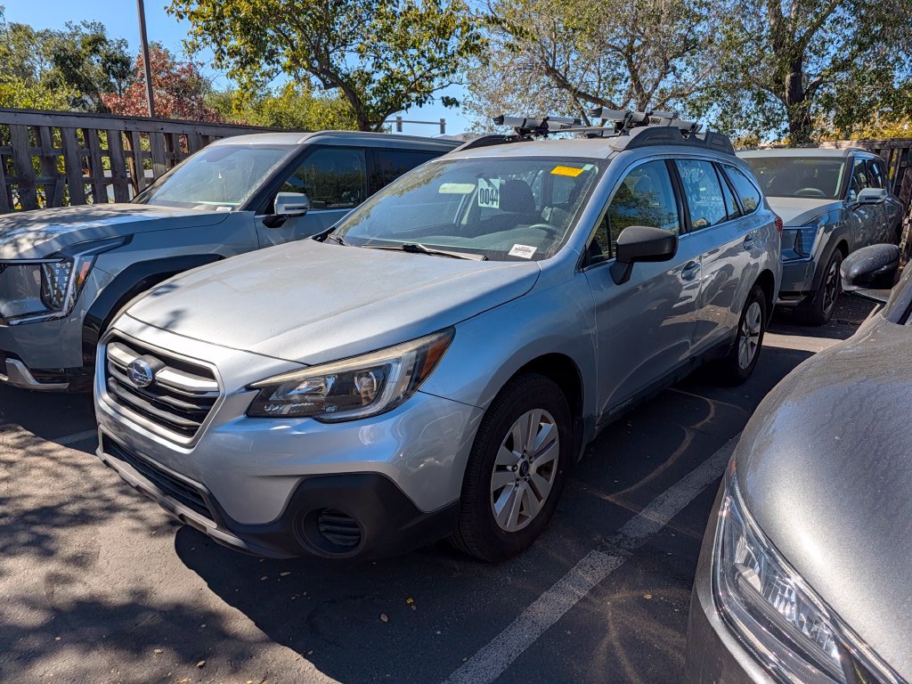 Used 2018 Subaru Outback 2.5i AWD/4WD image 3