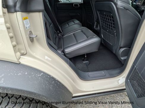 New 2026 Ford Bronco Badlands image 31