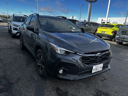 Used 2025 Subaru Crosstrek 2.0i Premium AWD/4WD image 6