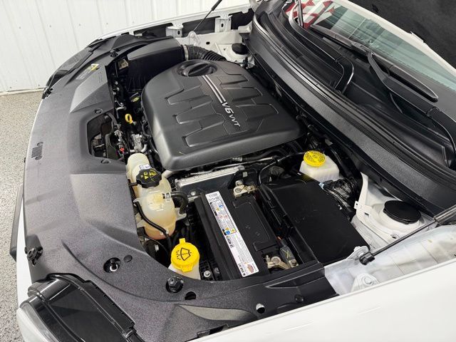 Used 2019 Jeep Cherokee Limited AWD/4WD image 27