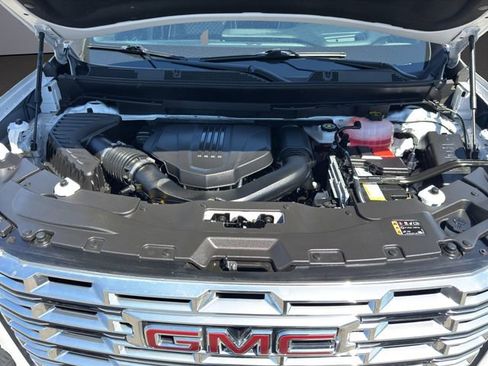 Used 2024 GMC Acadia Denali AWD/4WD image 28